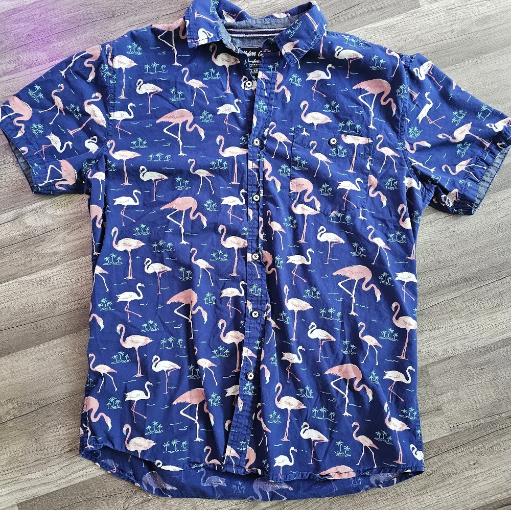 Modern Culture Blue Large Short Sleeve Button Down